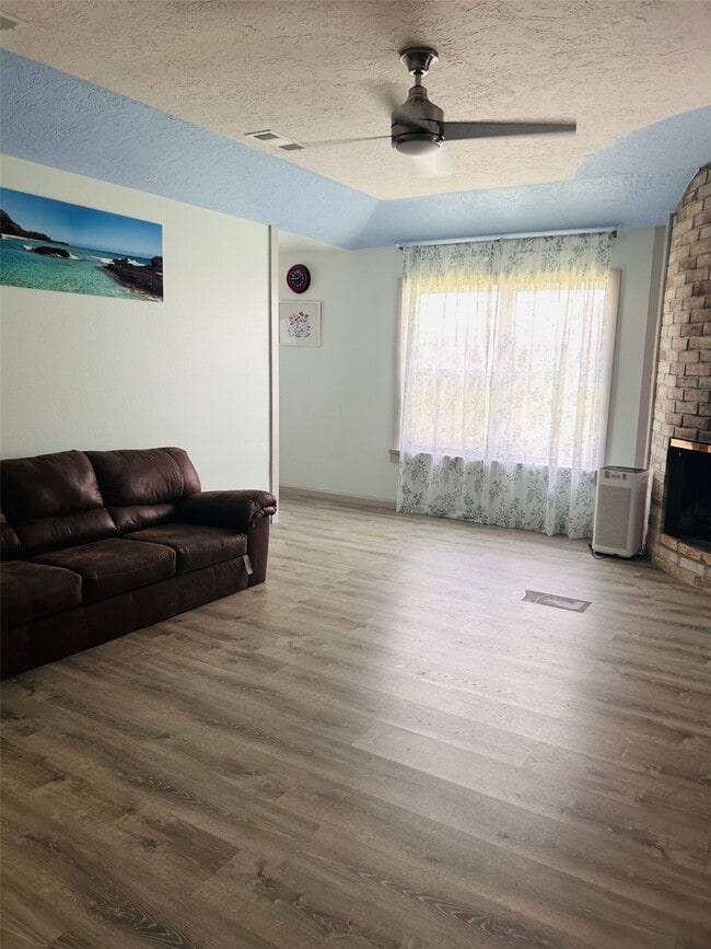 Building Photo - 31 Back Bay Cir