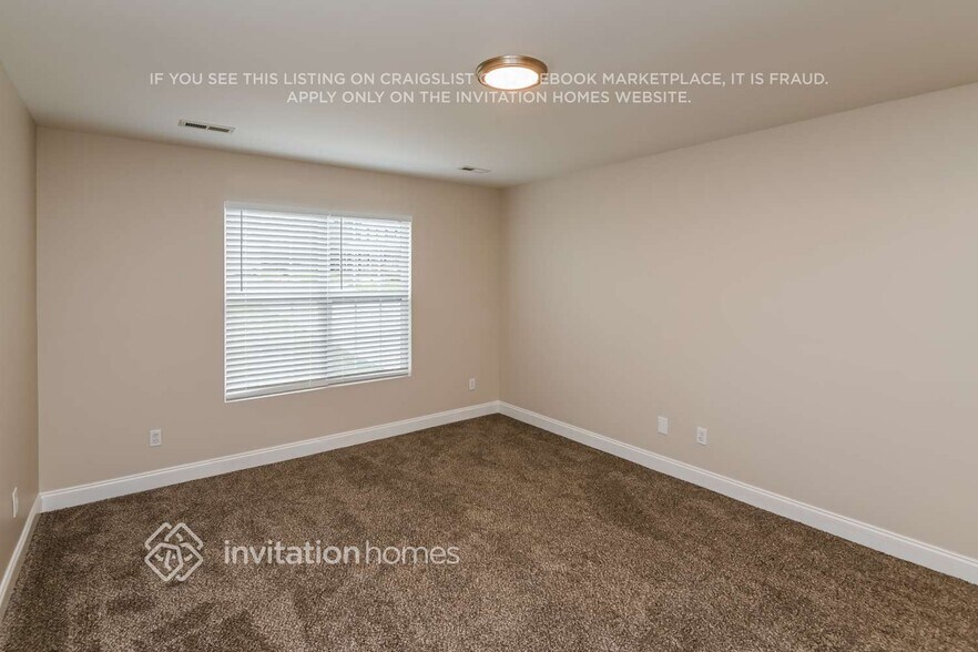 Building Photo - 2932 Ireton Pl