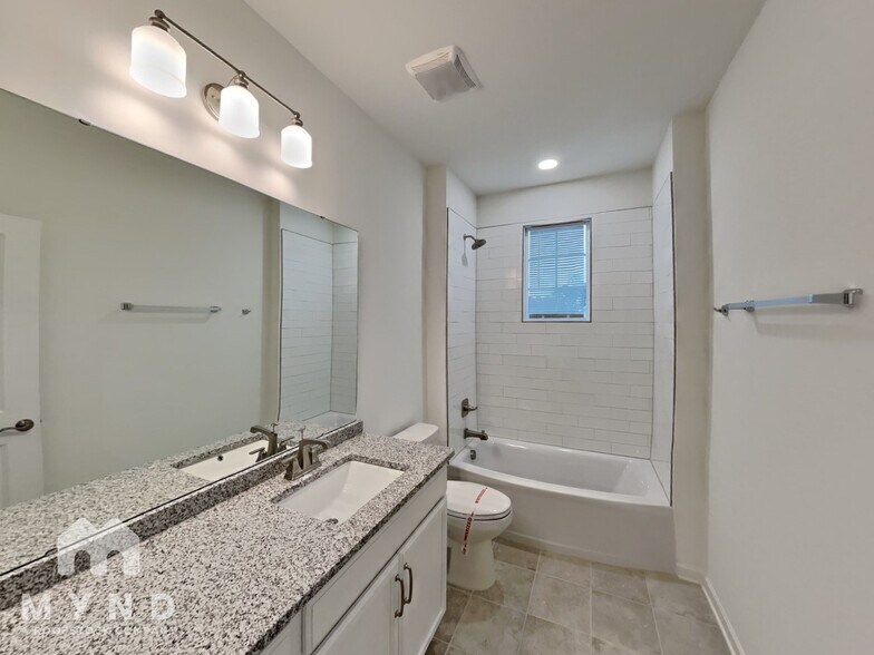 Building Photo - 4607 Kobus Ct.