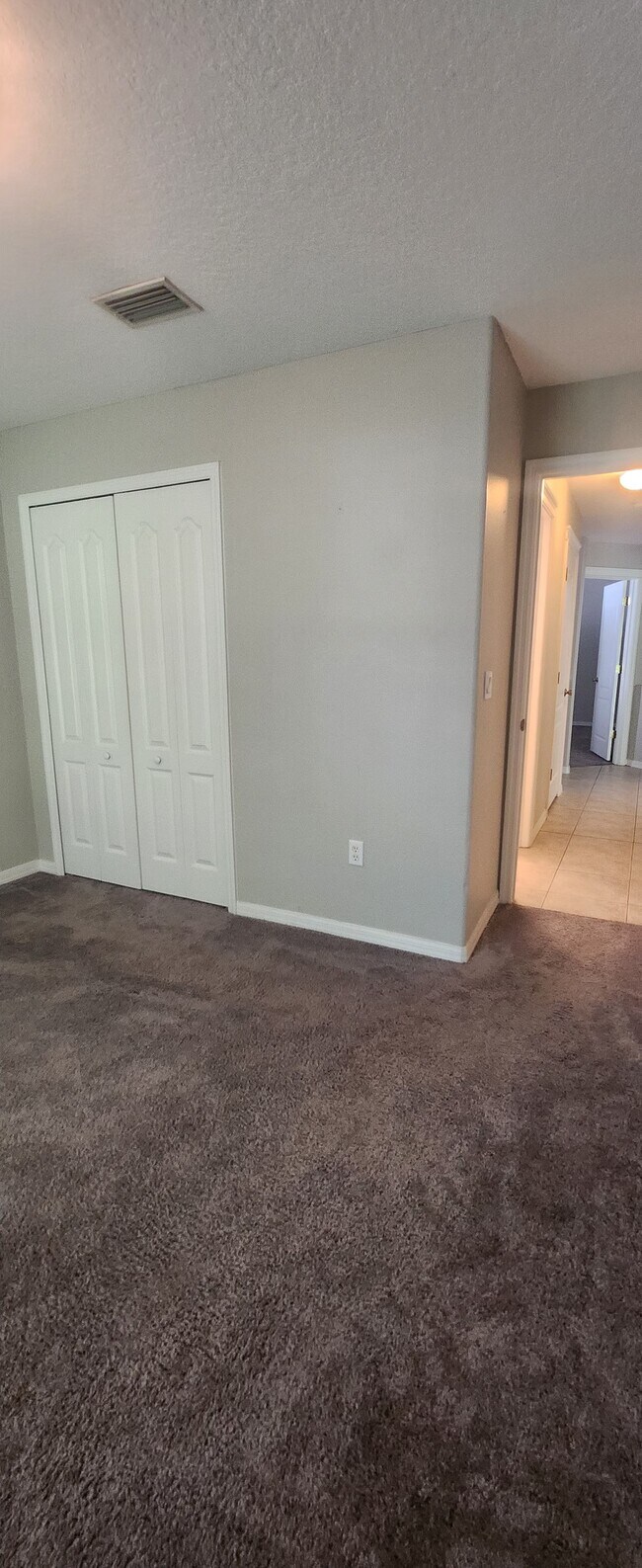 with closet - 6739 Bluff Meadow Ct