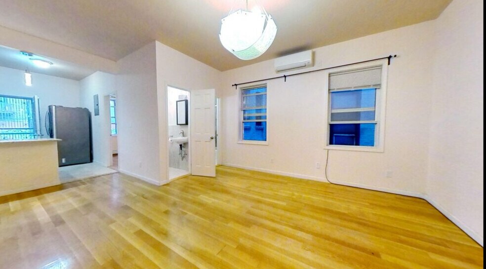 Building Photo - 372 Bay Ridge Ave