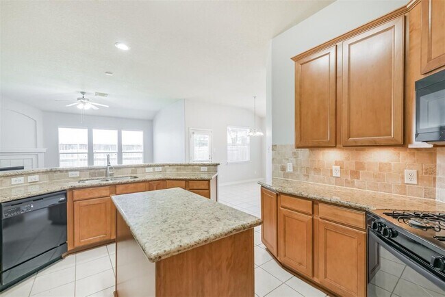 Building Photo - 2922 Lemmingham Dr