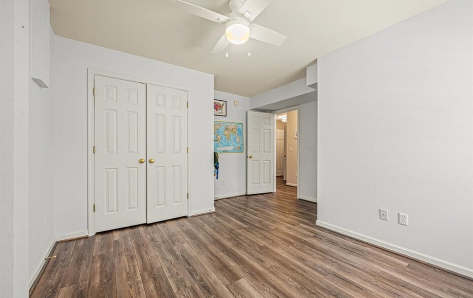 Building Photo - 102 Craigy Ct