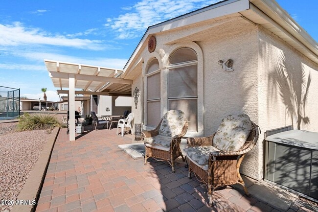 Building Photo - 6114 S Sawgrass Dr