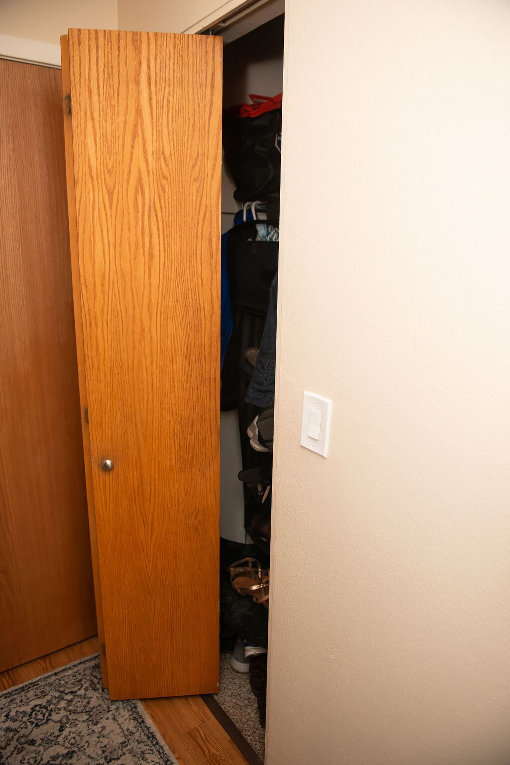 Building Photo - 534 E 7th Ave