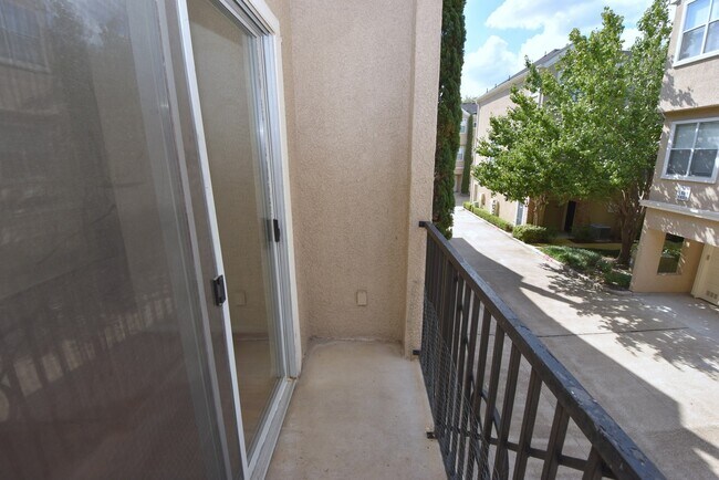 Building Photo - 12707 Boheme Dr