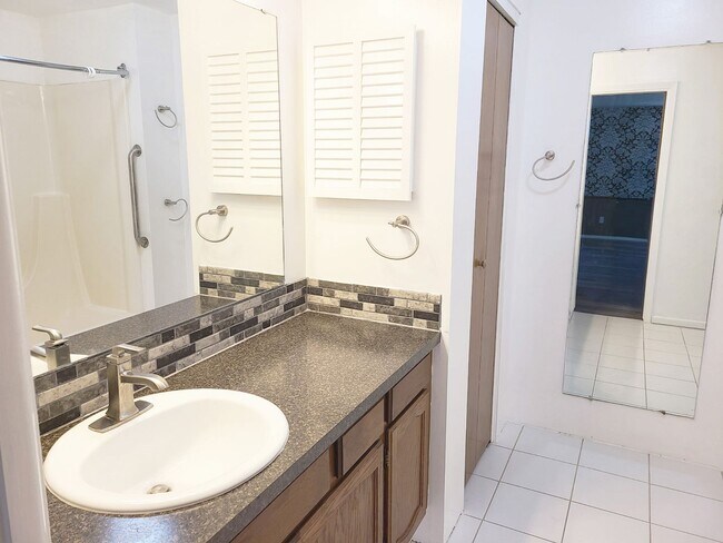 Building Photo - Welcome to Francis Villas — A Home as Uniq...
