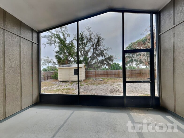 Building Photo - 914 Whisper Lake Dr