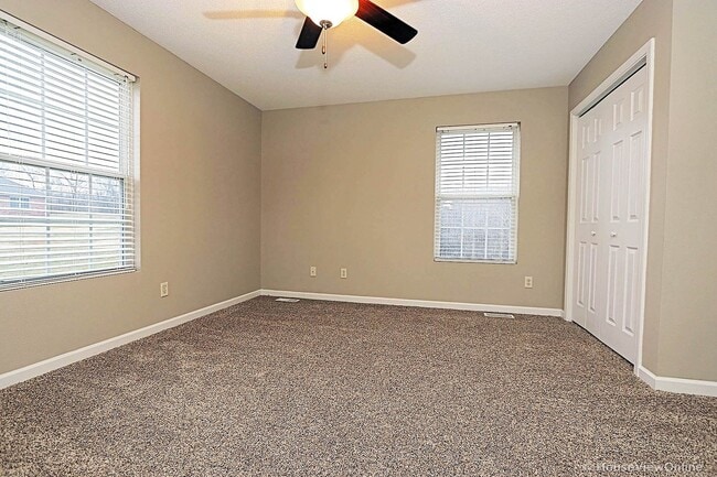 Building Photo - 2850/2852 Larkspur