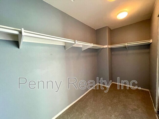 Building Photo - 4907 Wheelhouse Dr