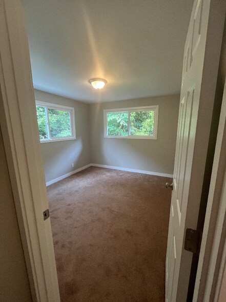 Building Photo - 12631 34th Ave S