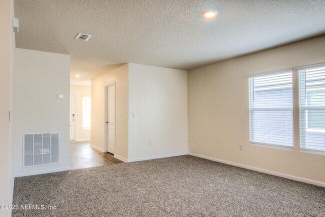 Building Photo - 65327 River Glen Pkwy