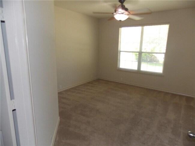 Building Photo - 20961 Mandrake Dr