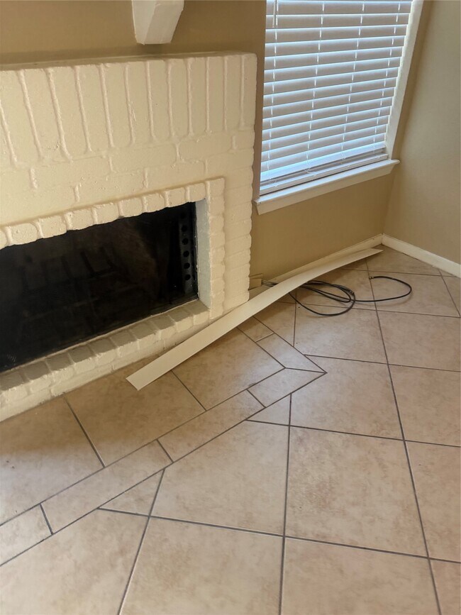 Building Photo - 6305 Dryad Dr