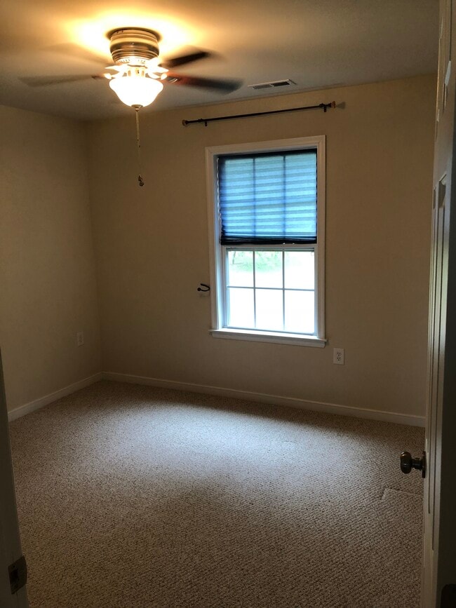 Building Photo - Hidden Haven