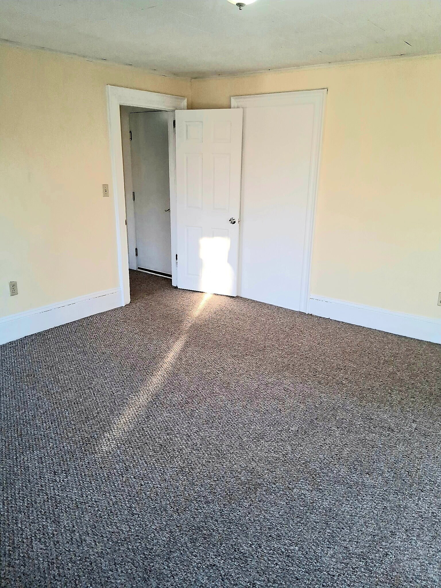 Building Photo - 430 Court St