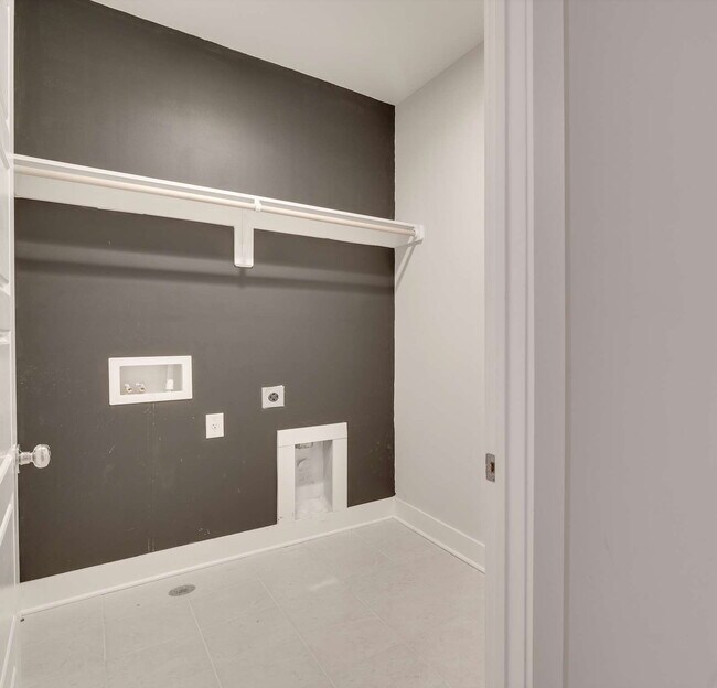 Building Photo - Spacious 4-Bedroom Townhome in Wendell Falls