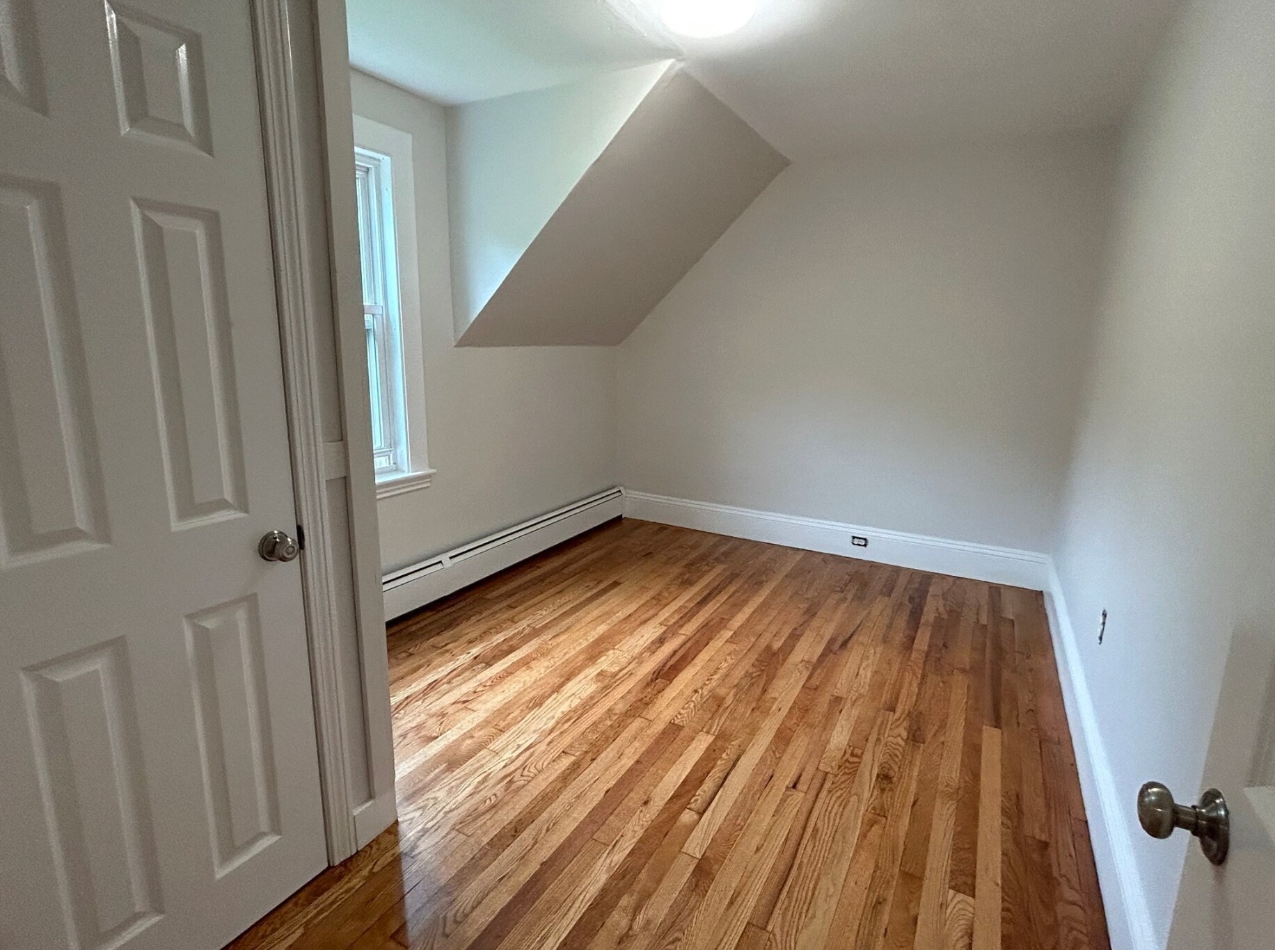 Building Photo - 26 Clinton Ave