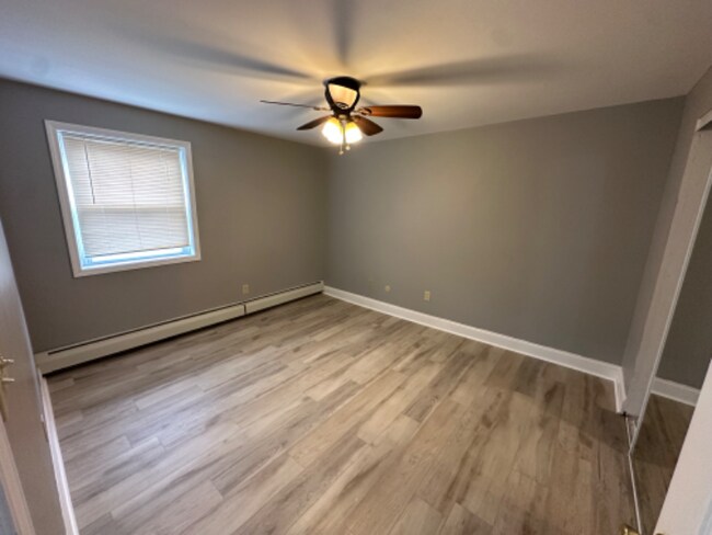 Building Photo - 49 Tappan St