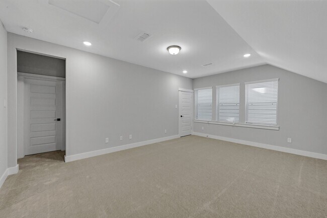 Building Photo - 10972 Swang Link Dr