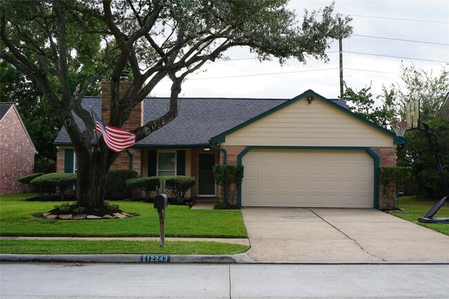 Building Photo - 12243 Fetlock Dr