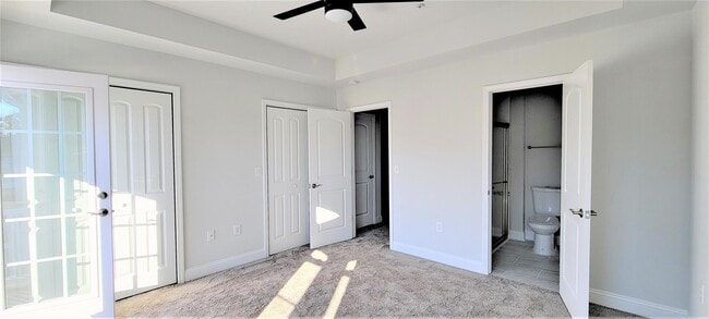 Building Photo - 812 Moen Pl