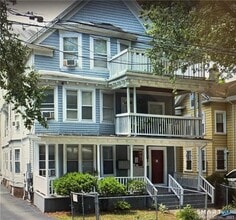 Building Photo - 640 Elm St