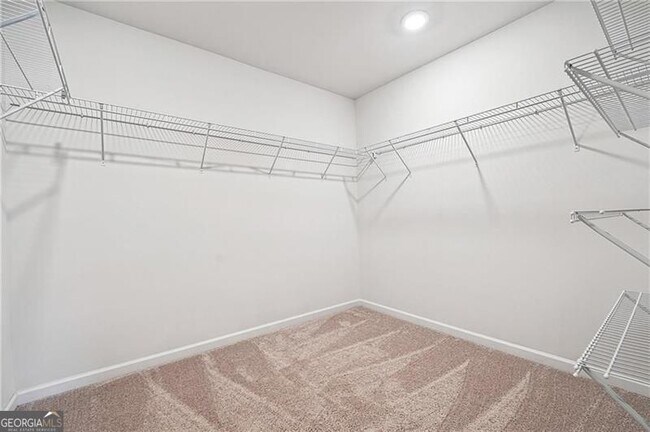 Building Photo - 5207 Canberra Dr