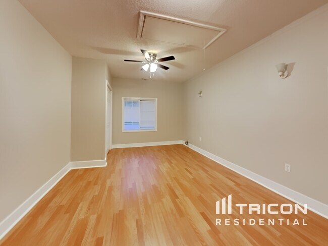 Building Photo - 3521 Clare Cottage Trace SW
