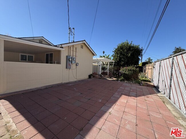 Building Photo - 22341 Burton St