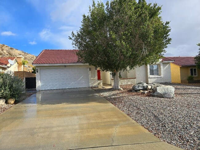 Building Photo - 64890-64890 Desert Air Ct