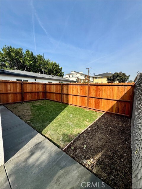 Building Photo - 8109 Cole St