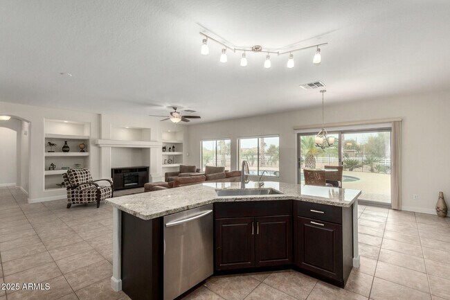 Building Photo - 9768 W Prospector Dr