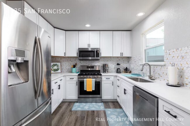 Building Photo - 1035 San Francisco