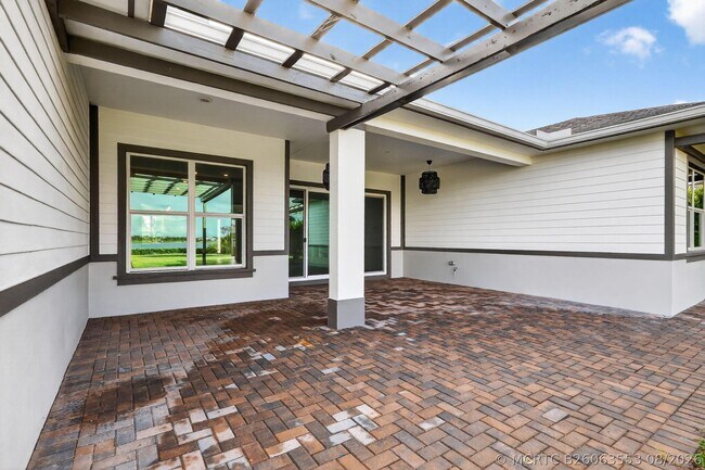 Building Photo - 799 Hookline Cir