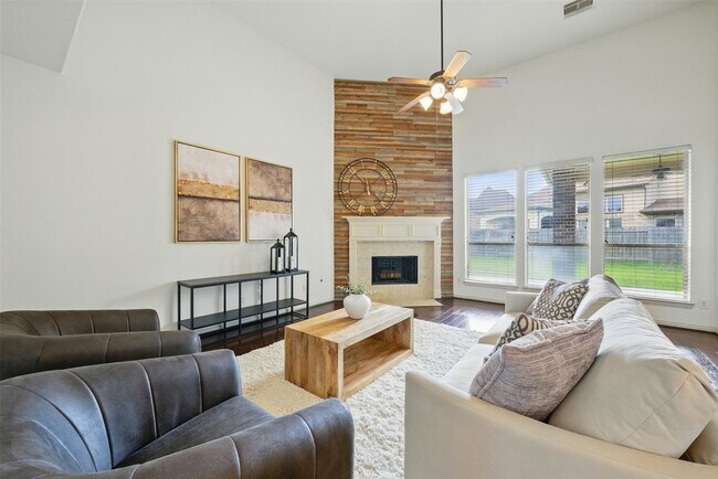 Building Photo - 19014 Ridge Cove Ln