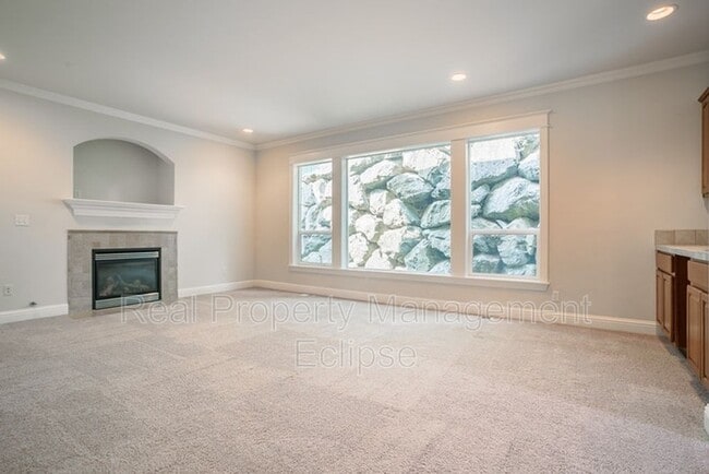 Building Photo - 13630 NE 203rd St