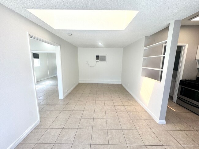 Building Photo - COMING SOON...  Charming Back House in the Heart of Claremont Village! (DO NOT DISTURB OCCUPANT)