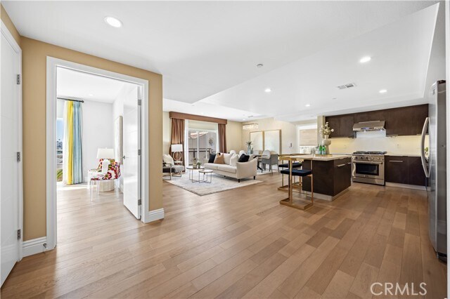 Building Photo - 2939 Leeward Ave
