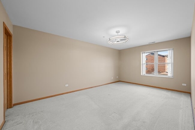 Building Photo - 100 Bokelman St