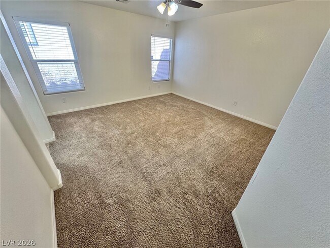 Building Photo - 584 Playa Linda Pl