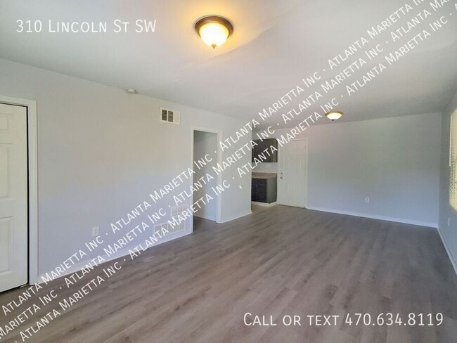 Building Photo - 310 Lincoln St SW