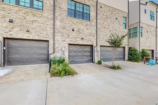 Building Photo - 638 Dalton Ln