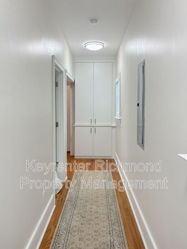 Building Photo - 615 S Laurel St