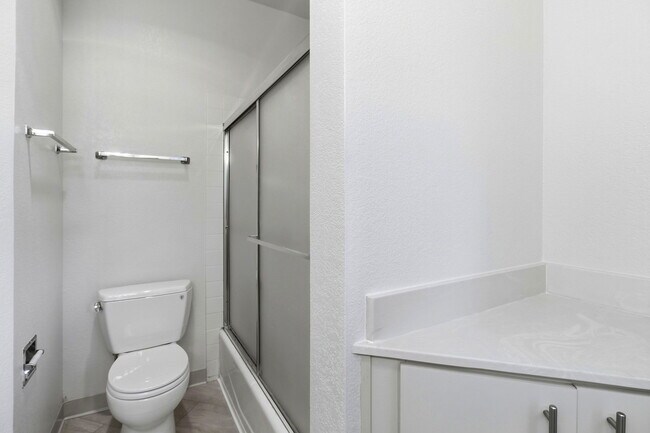 Building Photo - 101 Shorebird Cir