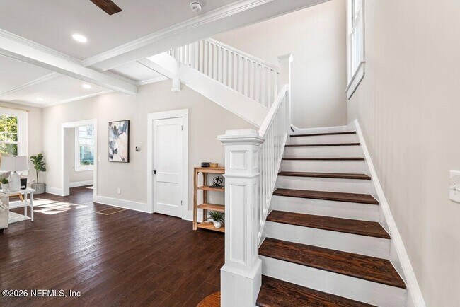 Building Photo - 2843 Oak St