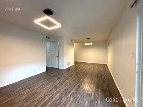 Building Photo - 3633 Walnut St