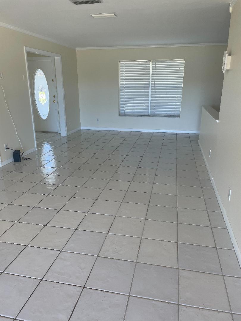 Living Room - 1431 Flagler Blvd