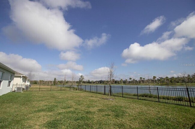 Building Photo - 5062 Foxglove Cir