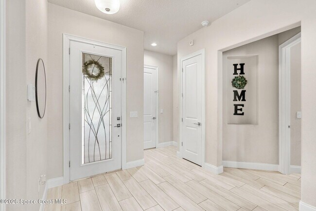 Building Photo - 4065 Negal Cir